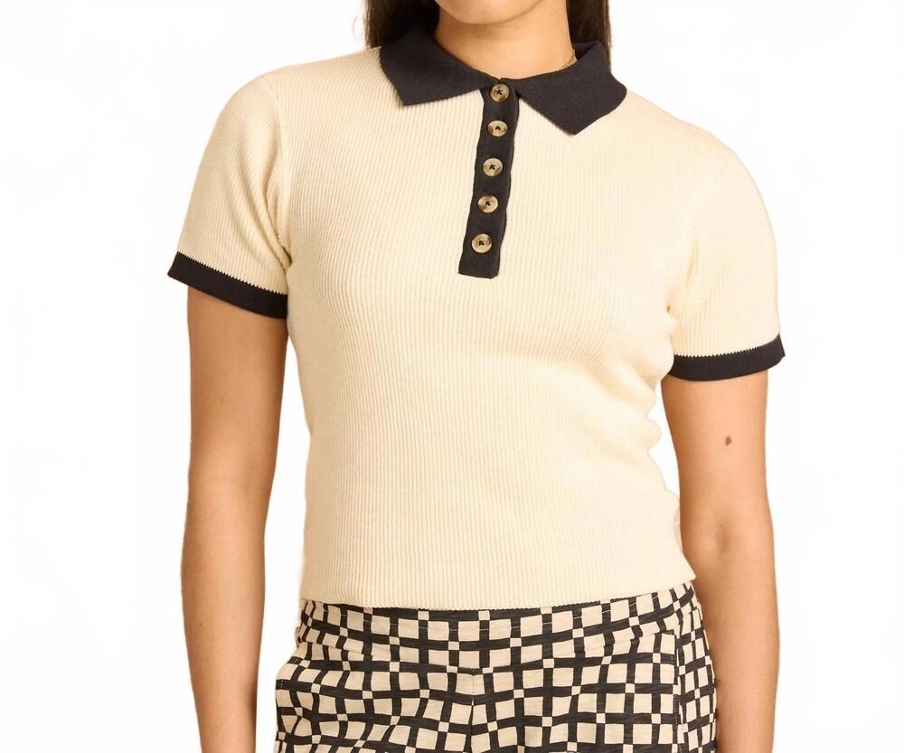 NEW KNOWN SUPPLY zuri knit polo top in pearl/black